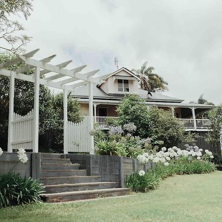 Luxe Hinterland Stay, Eastnor At Montville Estate Exterior photo